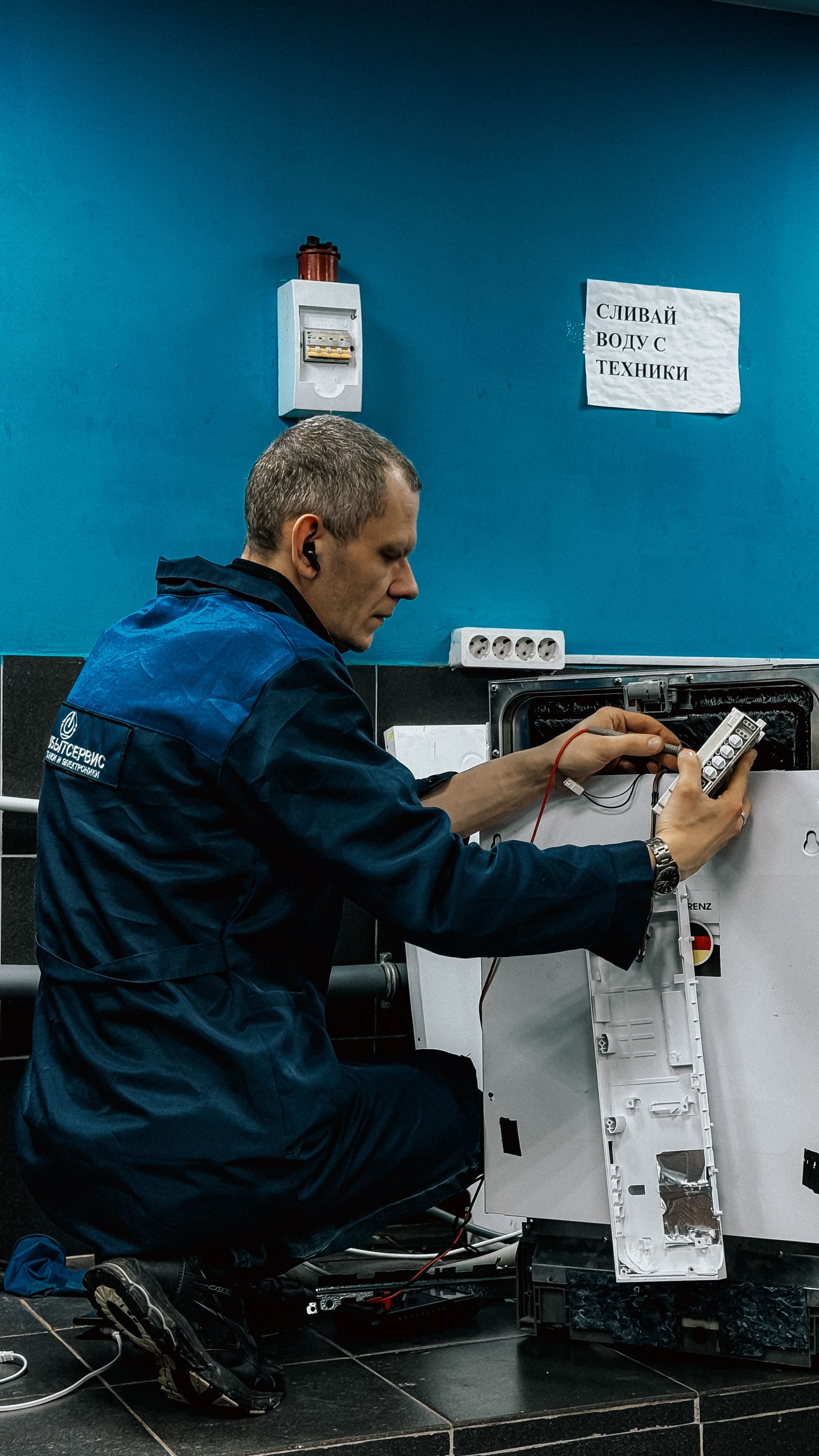 Local Ark Appliance Services technician repairing a home appliance in Mandarin, FL