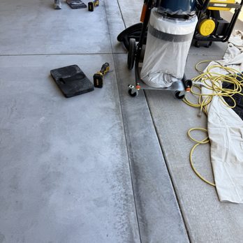 Epoxy garage floor coating with metallic finish
